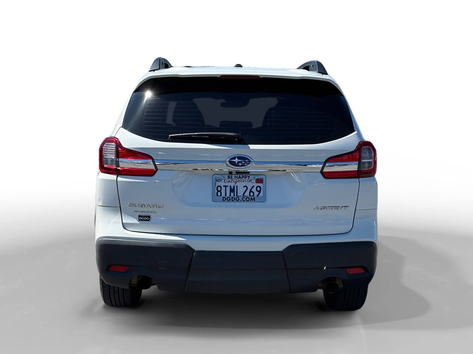 Used 2021 Crystal White Pearl Subaru Base image 4