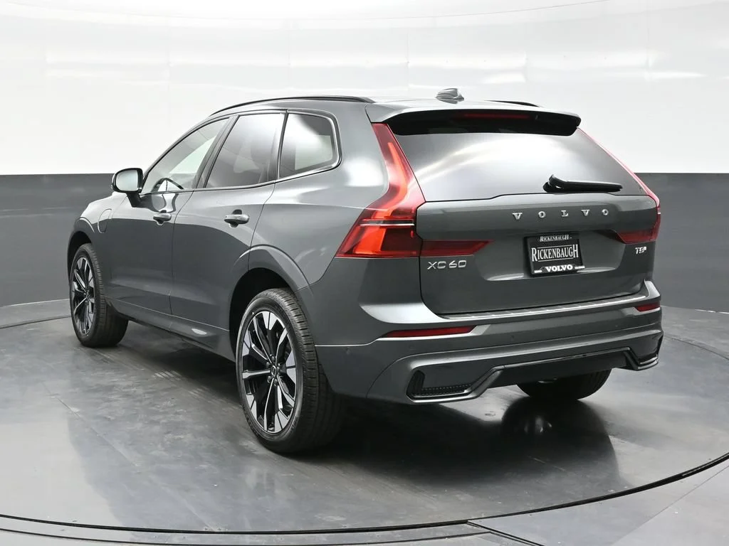 New 2027 Forest Lake Volvo T8 Plus image 5