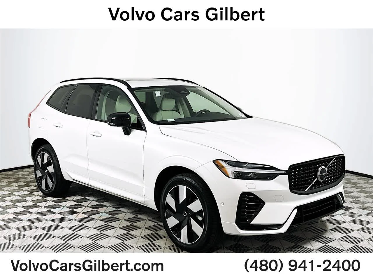 2025 Volvo XC60 T8 Plus Dark AWD's photo