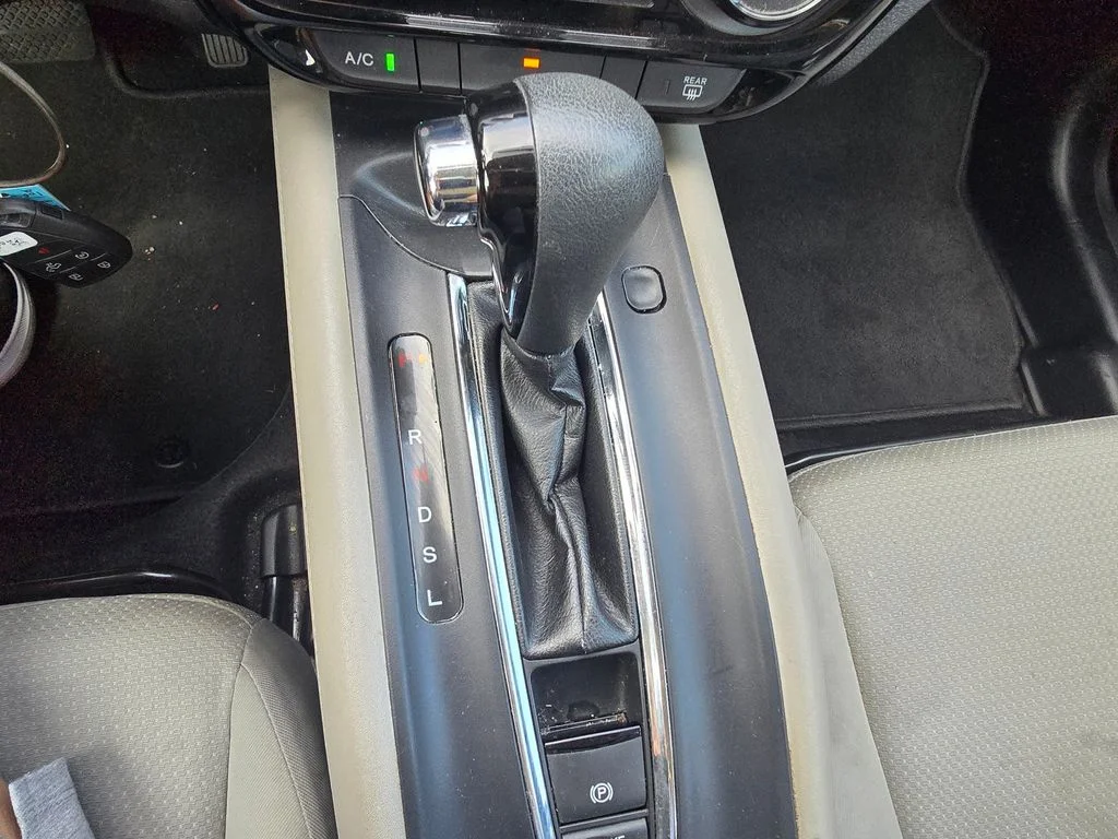 Certified Used 2019  Honda LX image 35