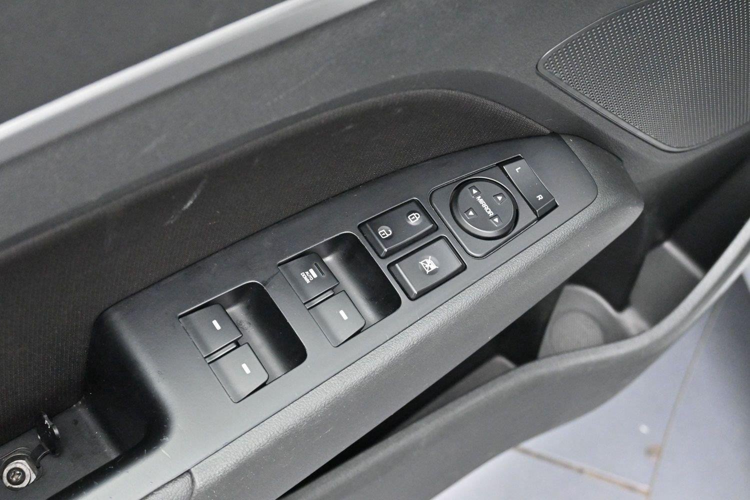 Used 2020 Symphony Silver Hyundai SEL image 10