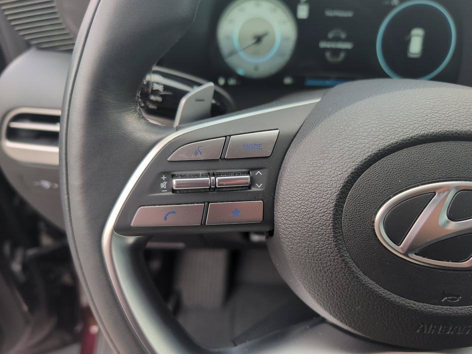 Used 2025 Sierra Burgundy Hyundai Calligraphy image 19