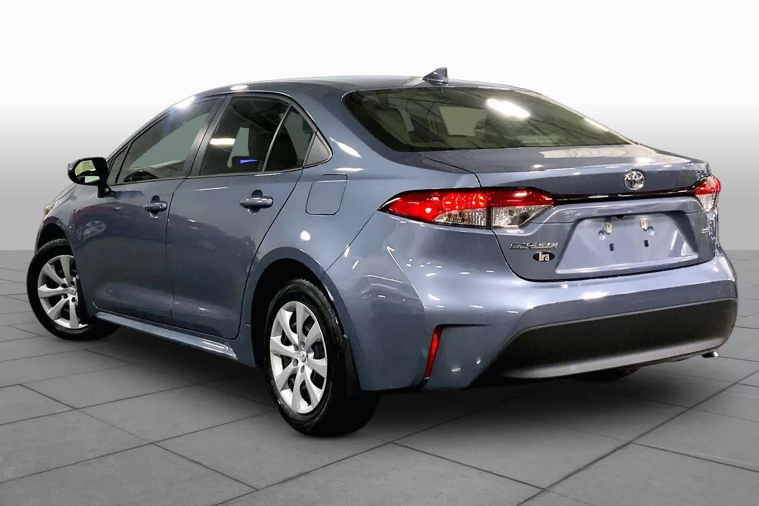 Used 2023 Celestite Toyota LE image 12