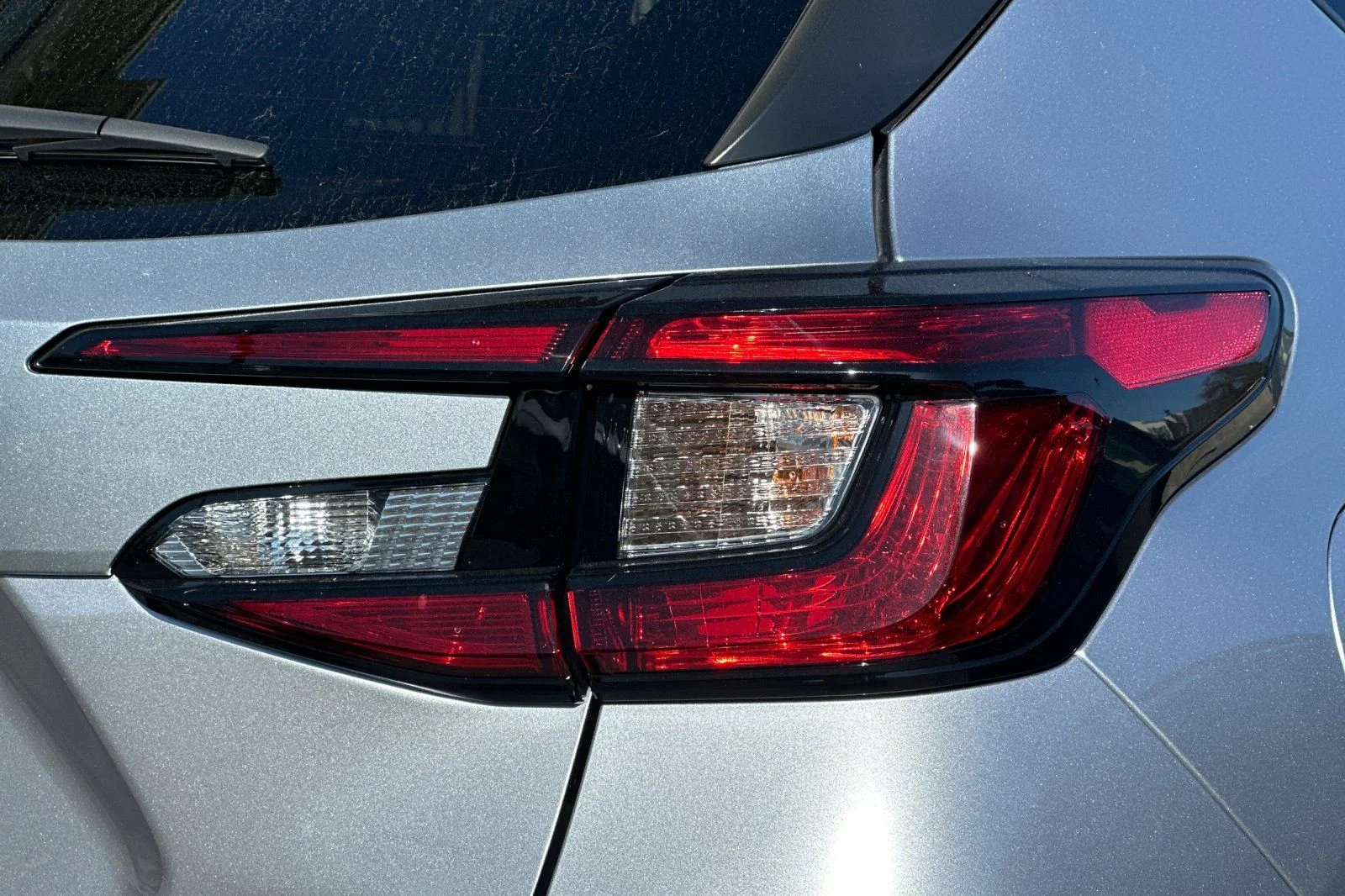 New 2026 ICE SILVER METALLIC Subaru Premium image 32