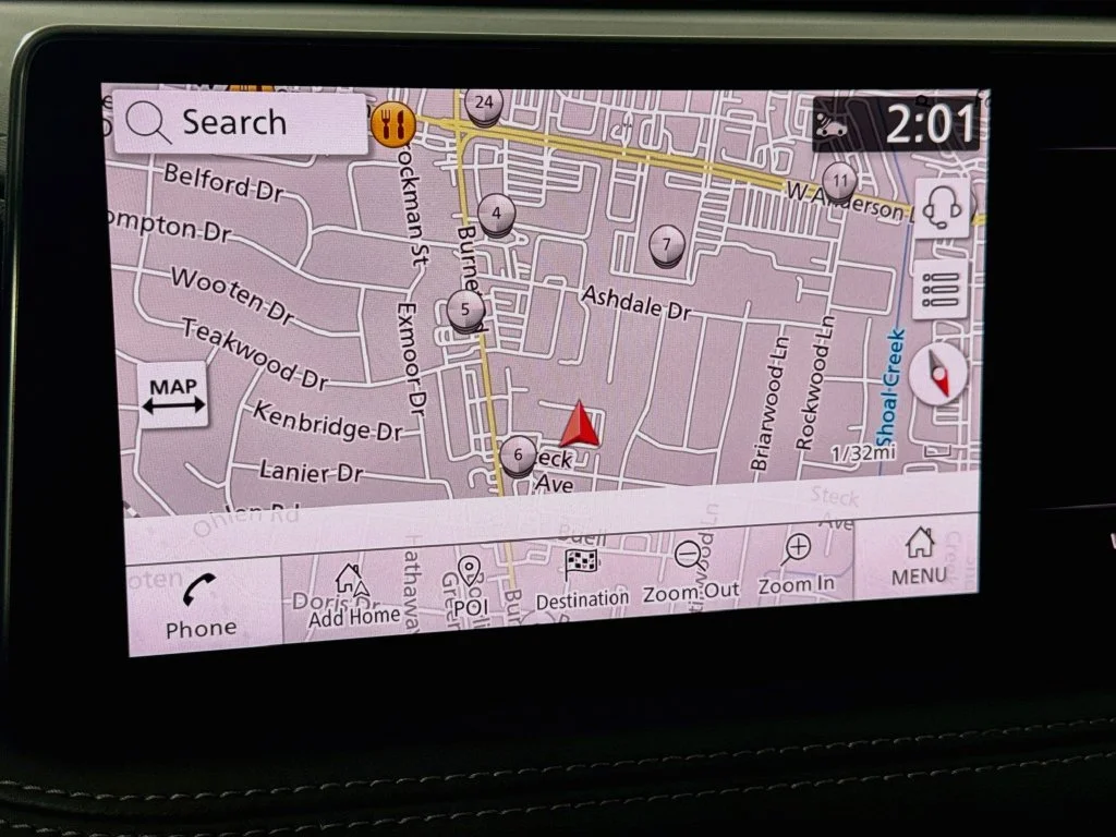 Certified Used 2024 Gray INFINITI LUXE image 18