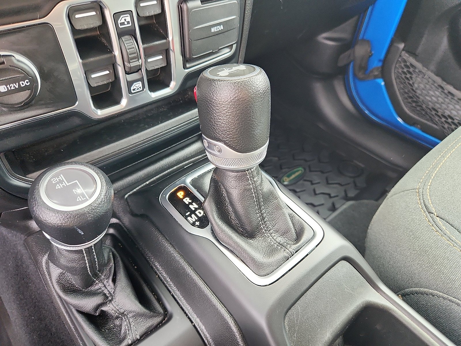 Used 2024 Blue Jeep Sport S image 14