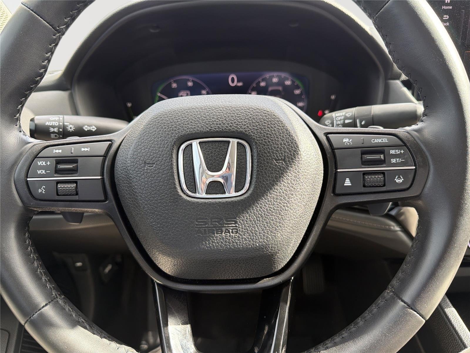 Used 2023 Meteorite Gray Metallic Honda EX-L image 10