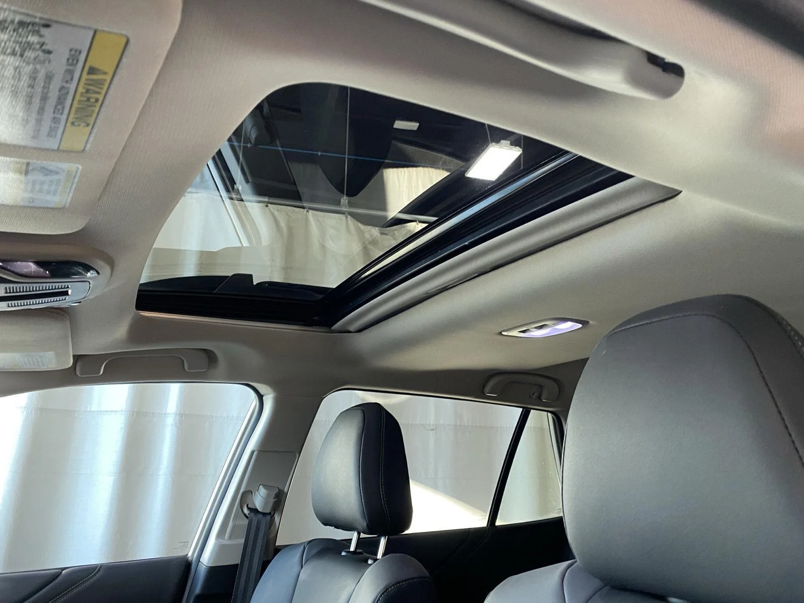 Used 2024 Crystal White Pearl Subaru Onyx Edition image 3