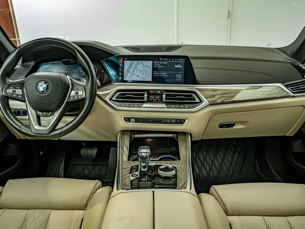 Used 2019 Arctic Gray Metallic BMW xDrive40i image 31