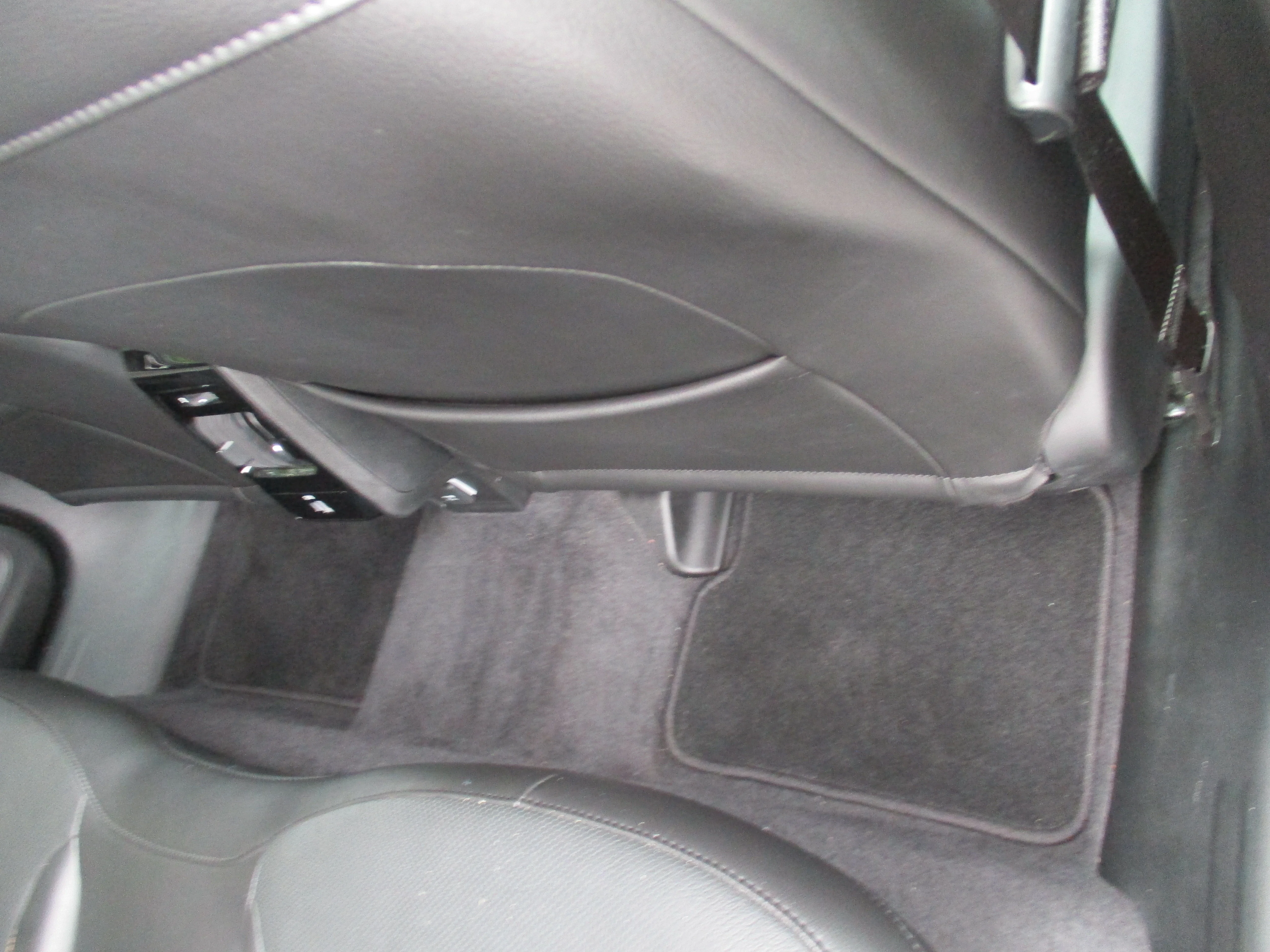 Used 2023 Granite Crystal Metallic Clearcoat Jeep Limited image 39