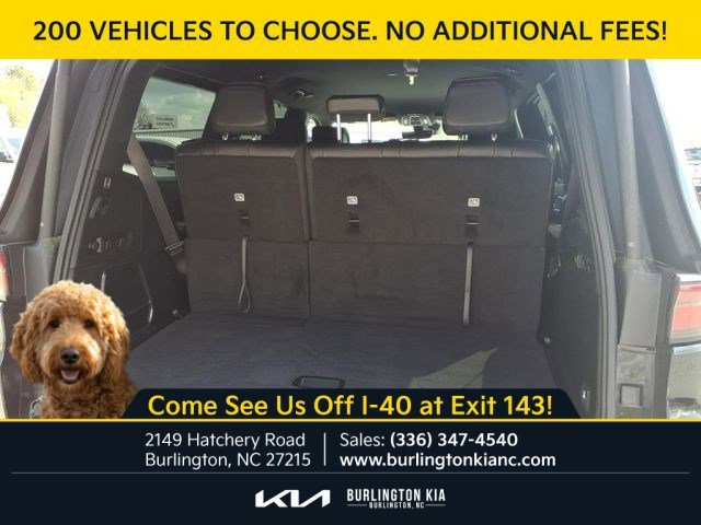 Used 2025 Diamond Black Crystal Pearlcoat Jeep Base image 22