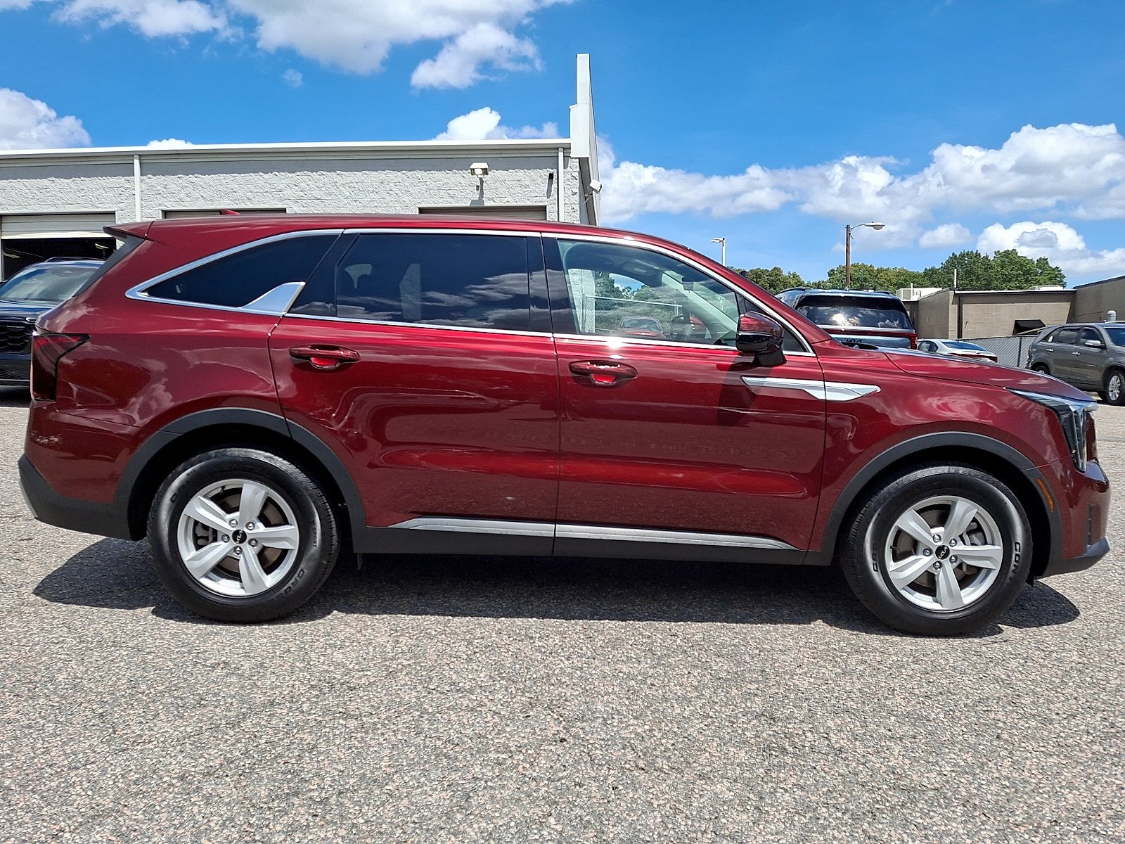 Used 2024 Dawning Red Kia LX image 7