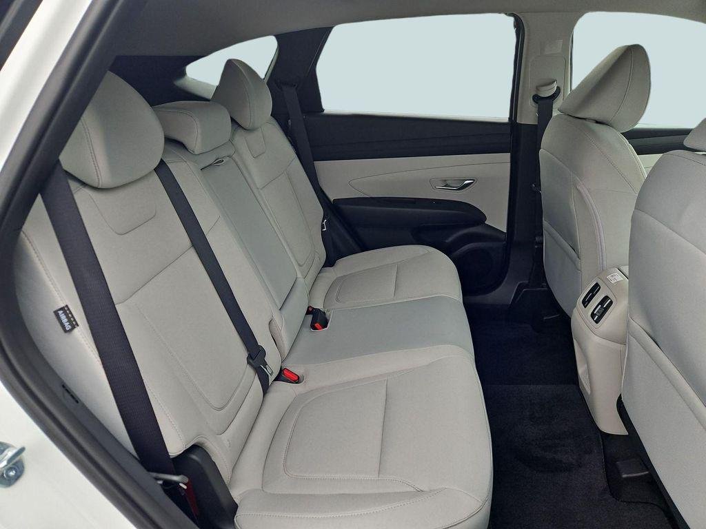 New 2026 White Hyundai SEL AWD image 27