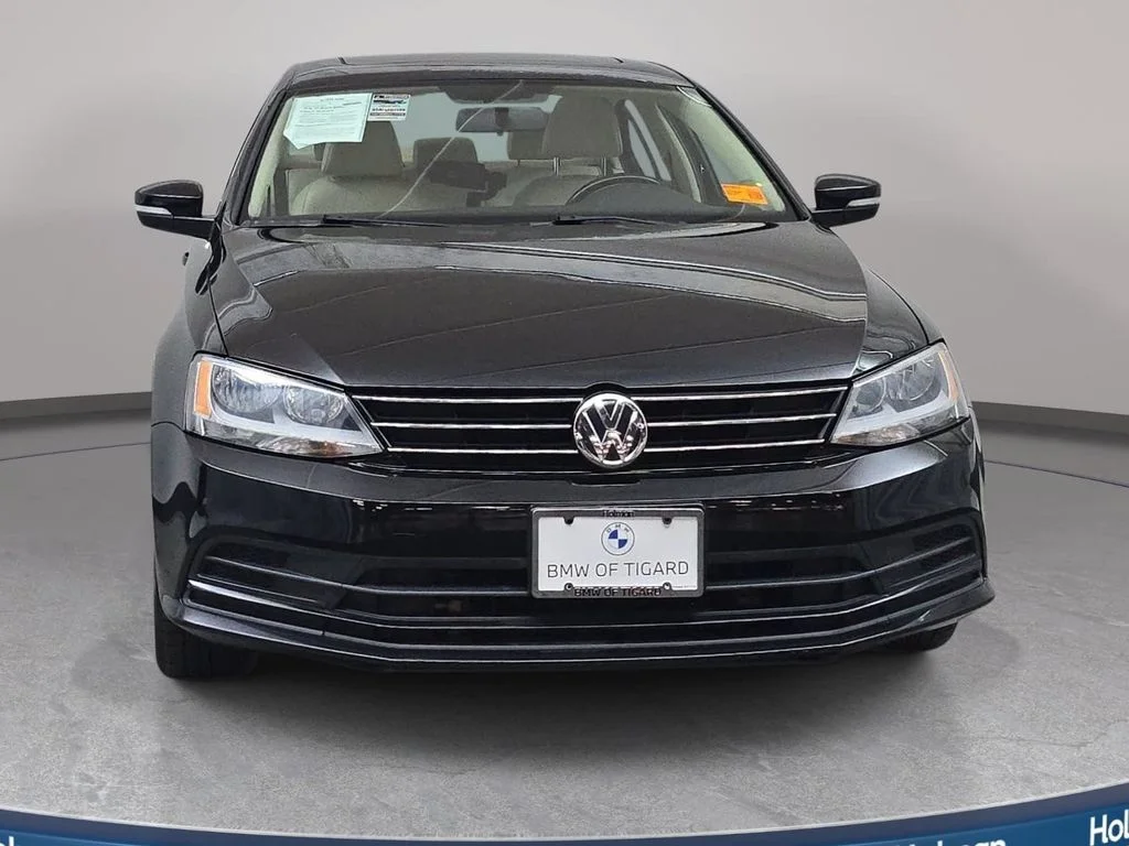 Used 2016 Black Uni Volkswagen 1.4T SE image 3