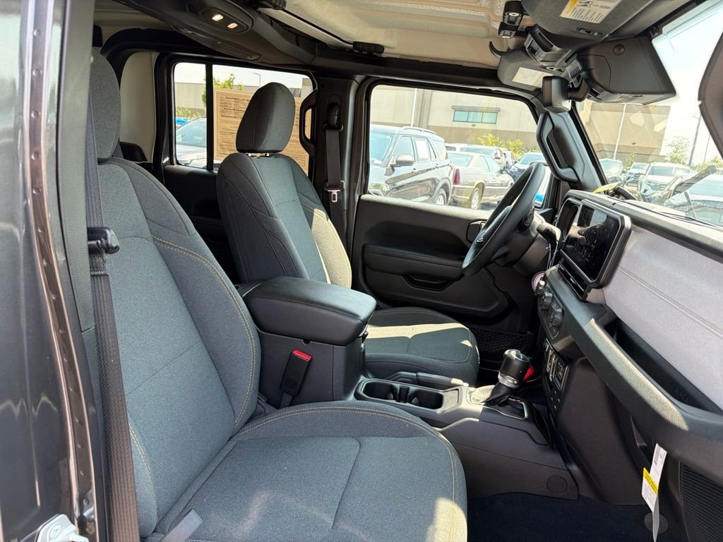 2025 Jeep Gladiator Sport S - Photo 17