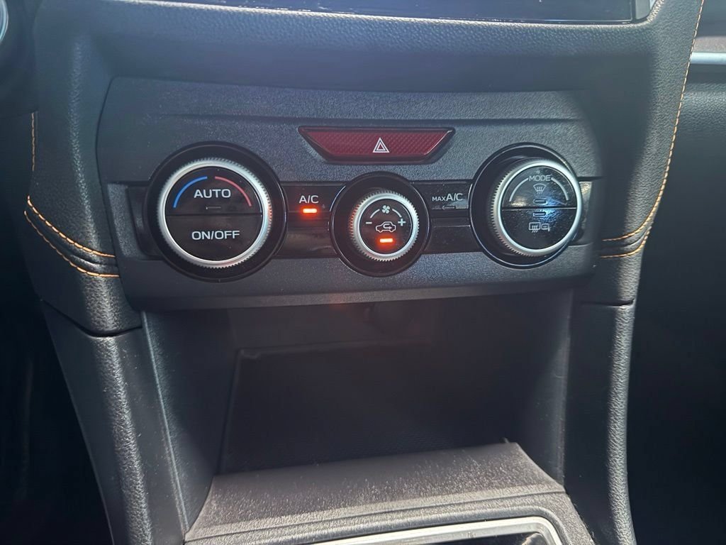 Used 2019 Blue Subaru 2.0i Limited image 13