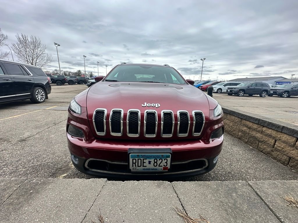 Used 2017 Jeep Cherokee Limited with VIN 1C4PJMDS4HD227159 for sale in Rochester, Minnesota