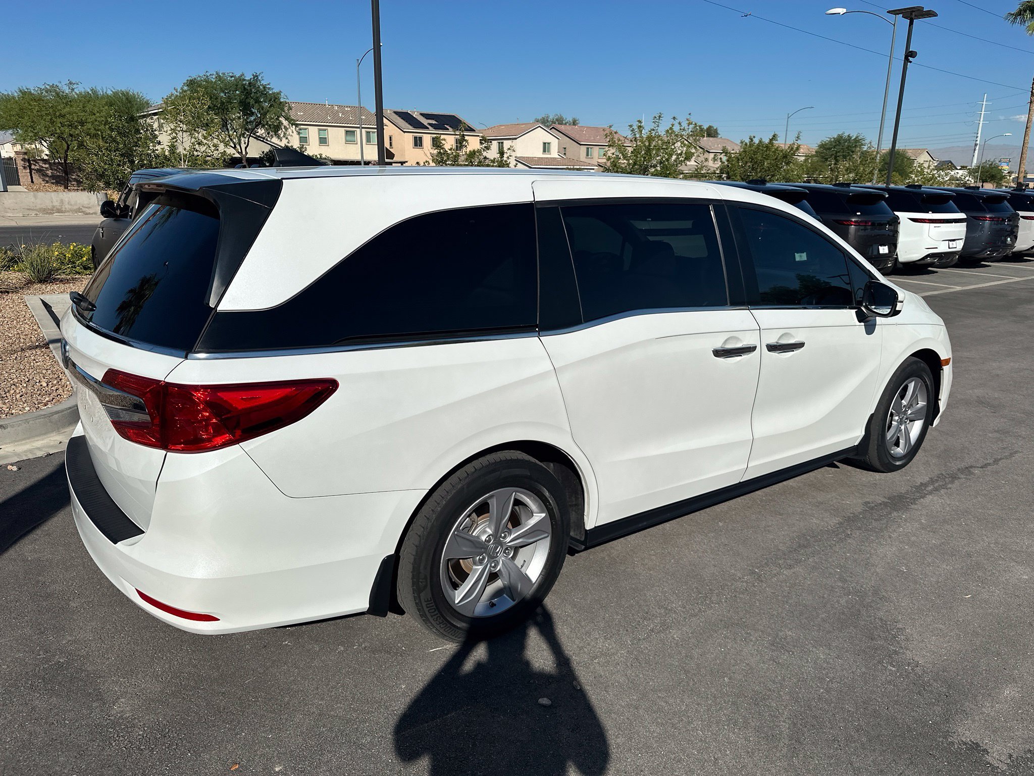Used 2020 Platinum White Pearl Honda EX image 3