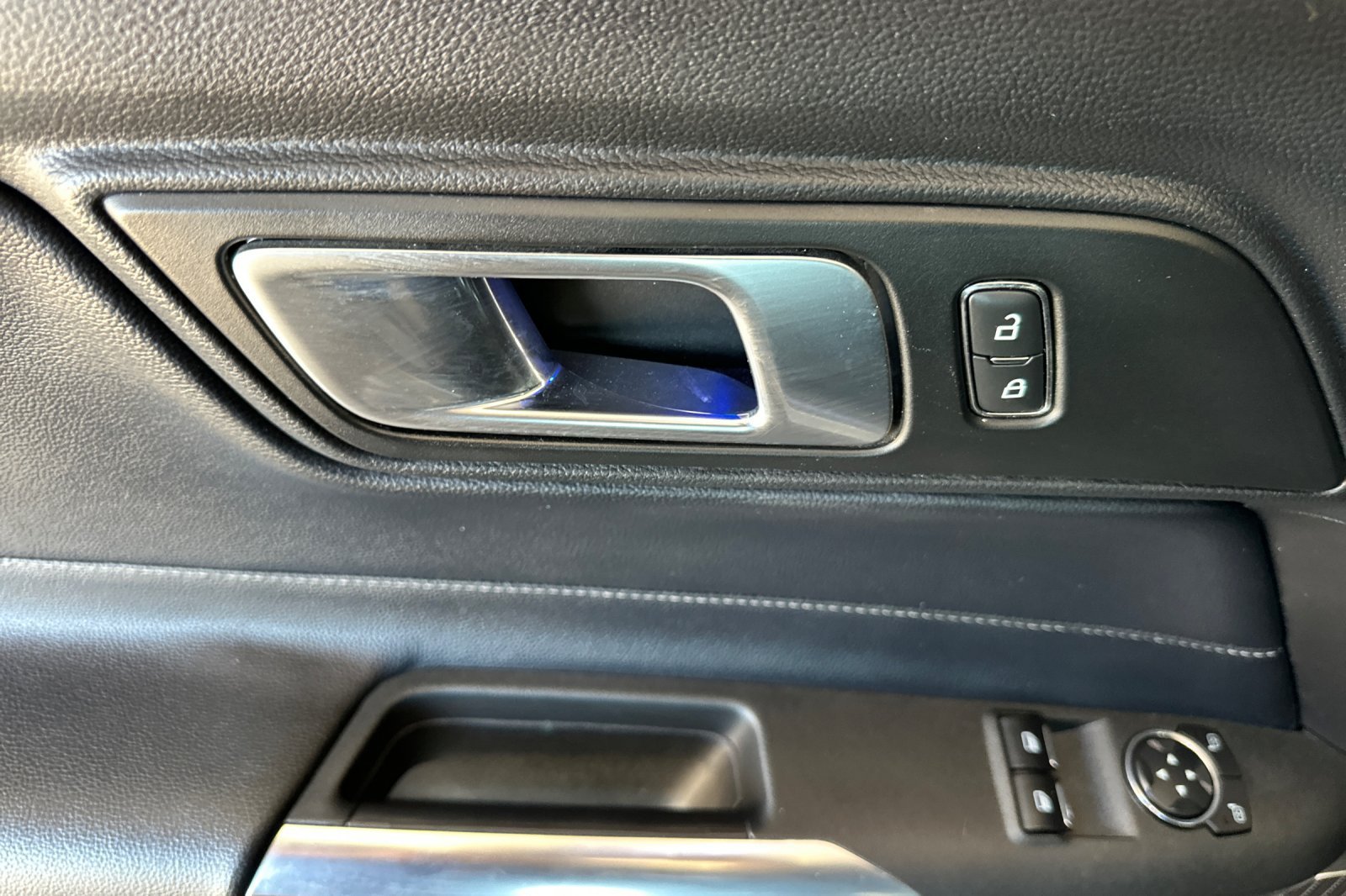 Used 2020 Silver Ford GT Premium image 10