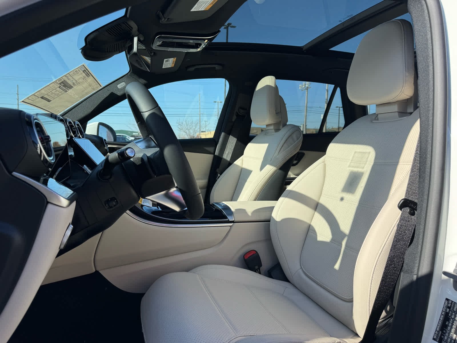 2026 Mercedes-Benz GLC Base - Photo 14