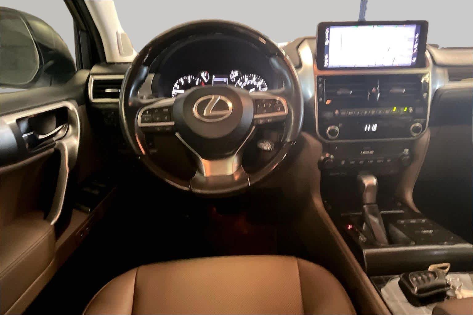 Used 2023 Eminent White Pearl Lexus Premium image 5