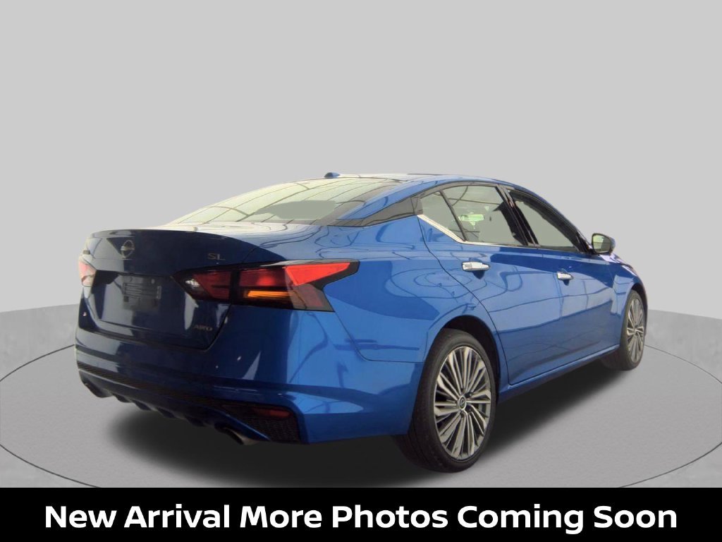 Certified Used 2025 Blue Nissan 2.5 SL image 3