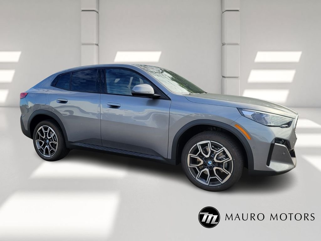 2026 BMW X2 xDrive28i's photo