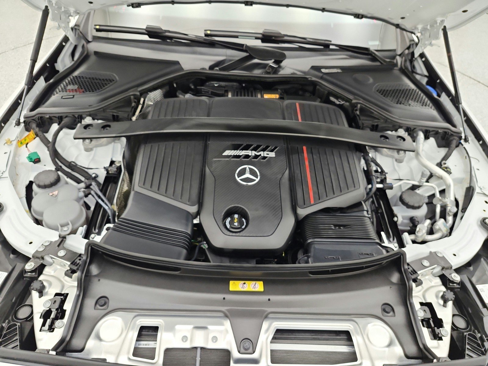 Used 2027 MANUFAKTUR Moonlight White Magno Mercedes-Benz AMG® E 53 Hybrid Sedan image 17