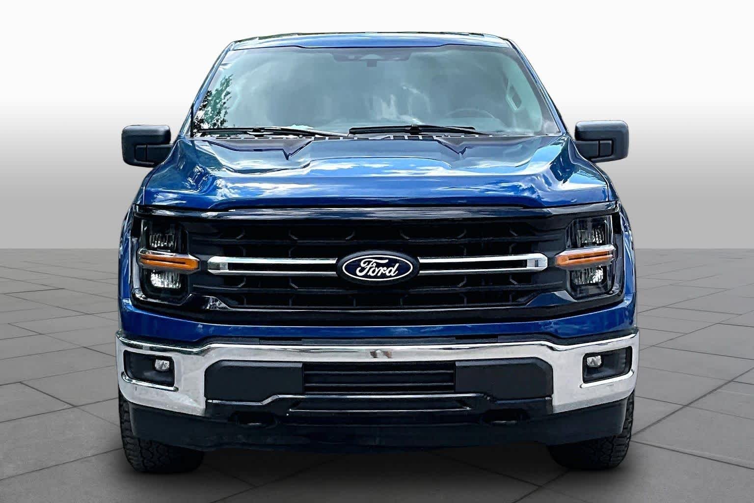 Used 2025 Atlas Blue Ford XLT image 4