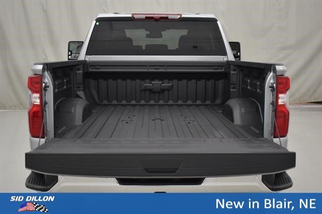 New 2026 Sterling Gray Metallic Chevrolet LT image 11