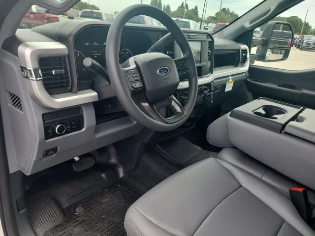 New 2026 Oxford White Ford XL image 19