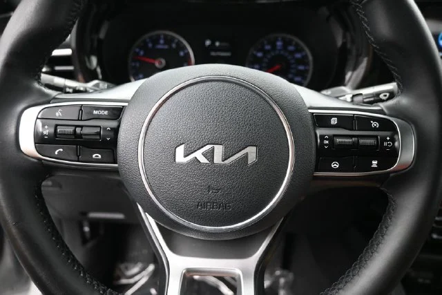 Used 2022 Gray Kia GT-Line image 16