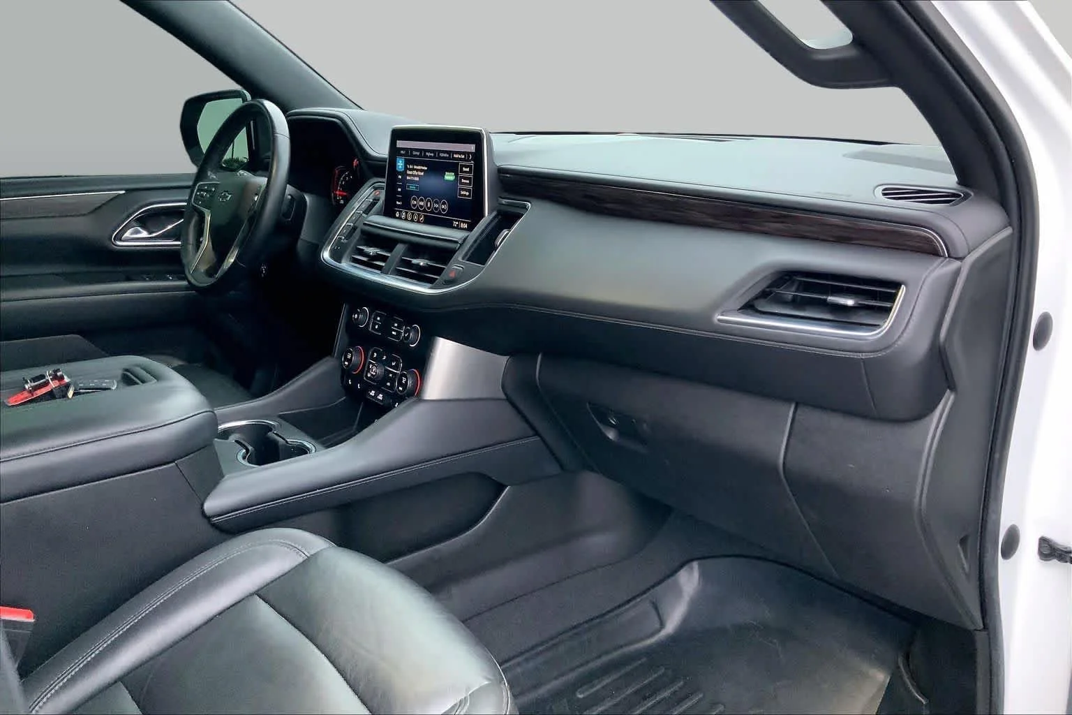 Used 2021 Summit White Chevrolet Z71 image 18
