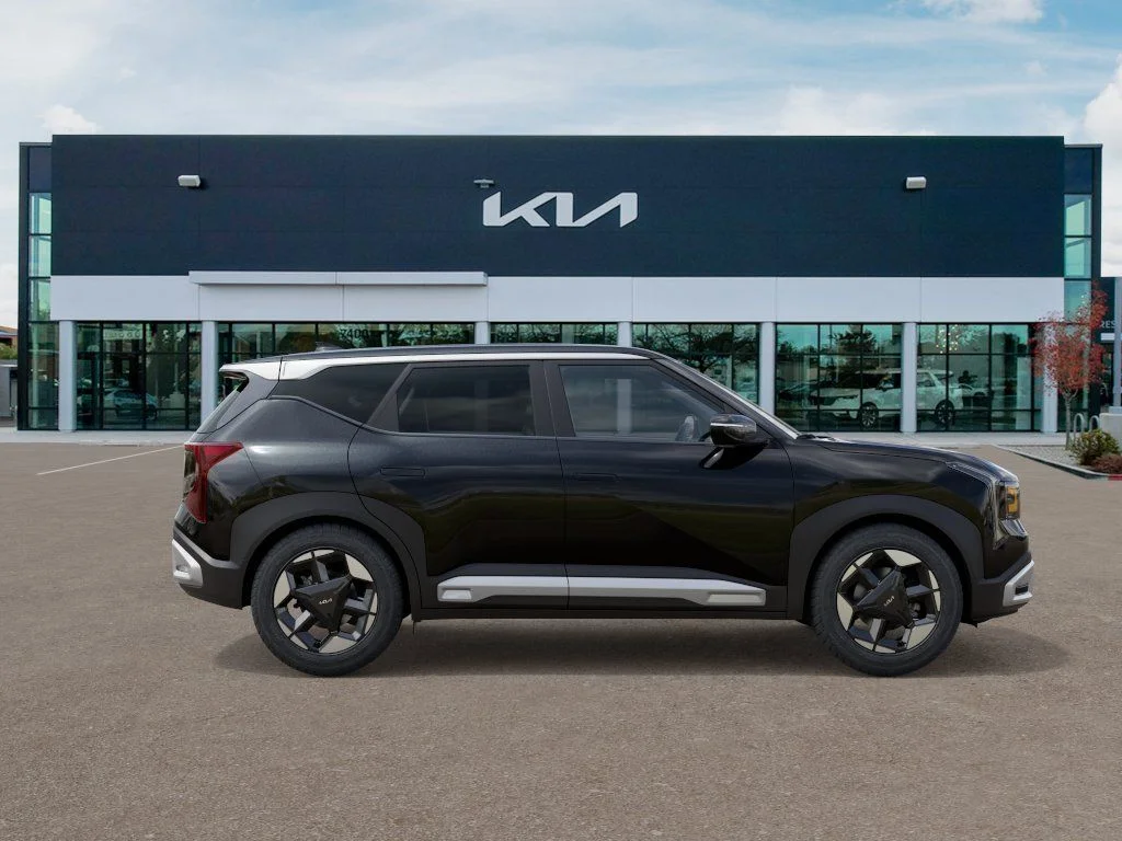 New 2027 Black Kia EX image 7