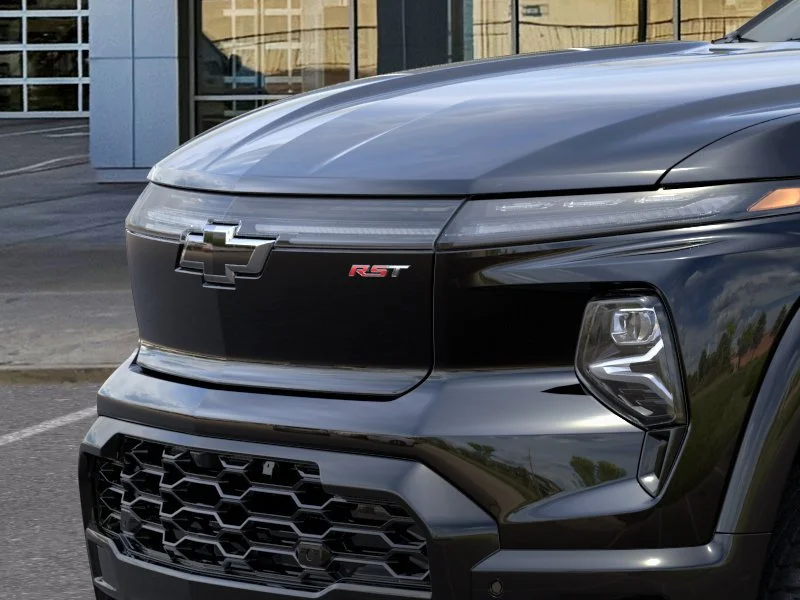 2025 Chevrolet Silverado EV RST - Photo 13