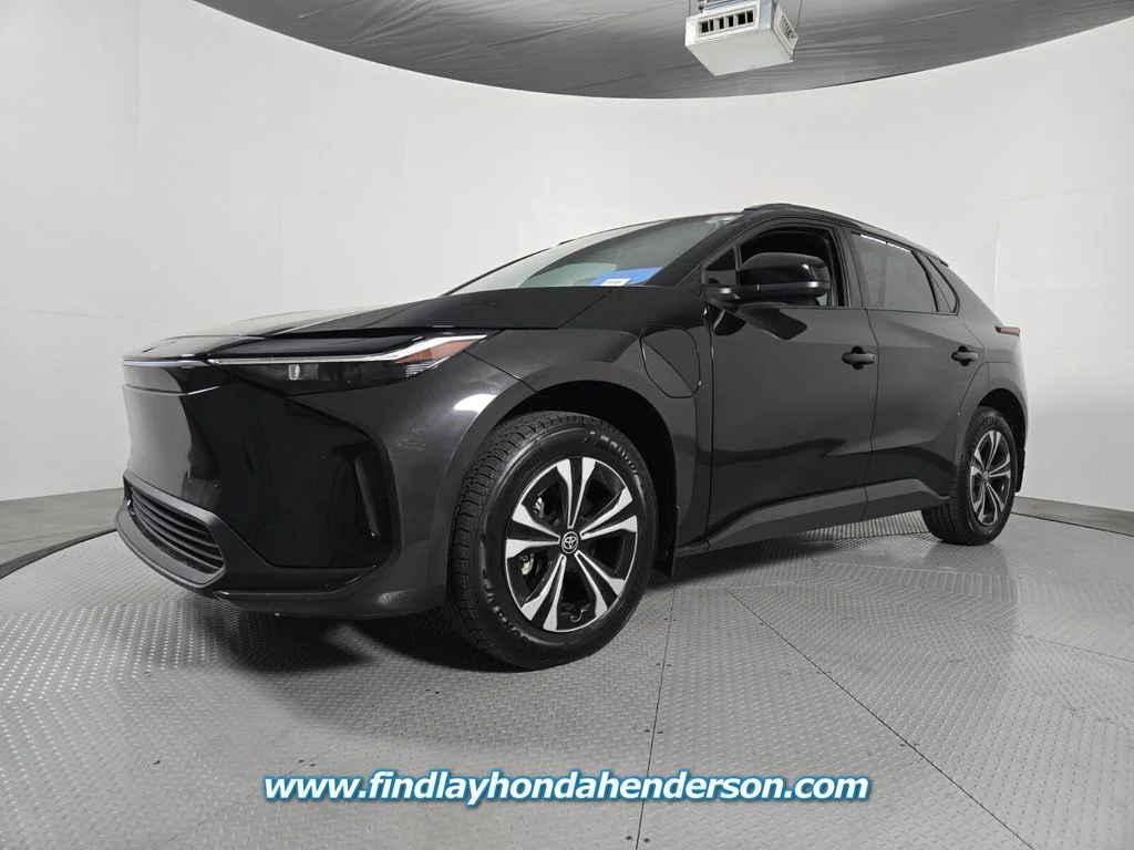 Used 2024 Toyota bZ4X XLE with VIN JTMABACA2RA067053 for sale in Henderson, NV