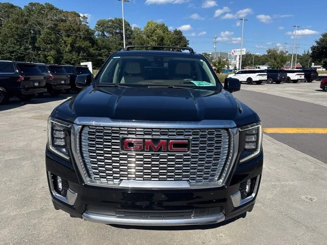 Used 2022 Black GMC Denali image 5
