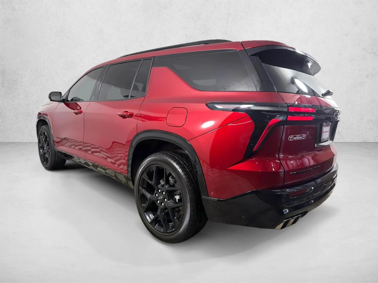 Used 2024 Gray Chevrolet AWD RS image 7