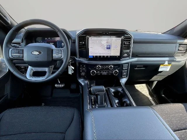 New 2026 Oxford White Ford XLT image 5