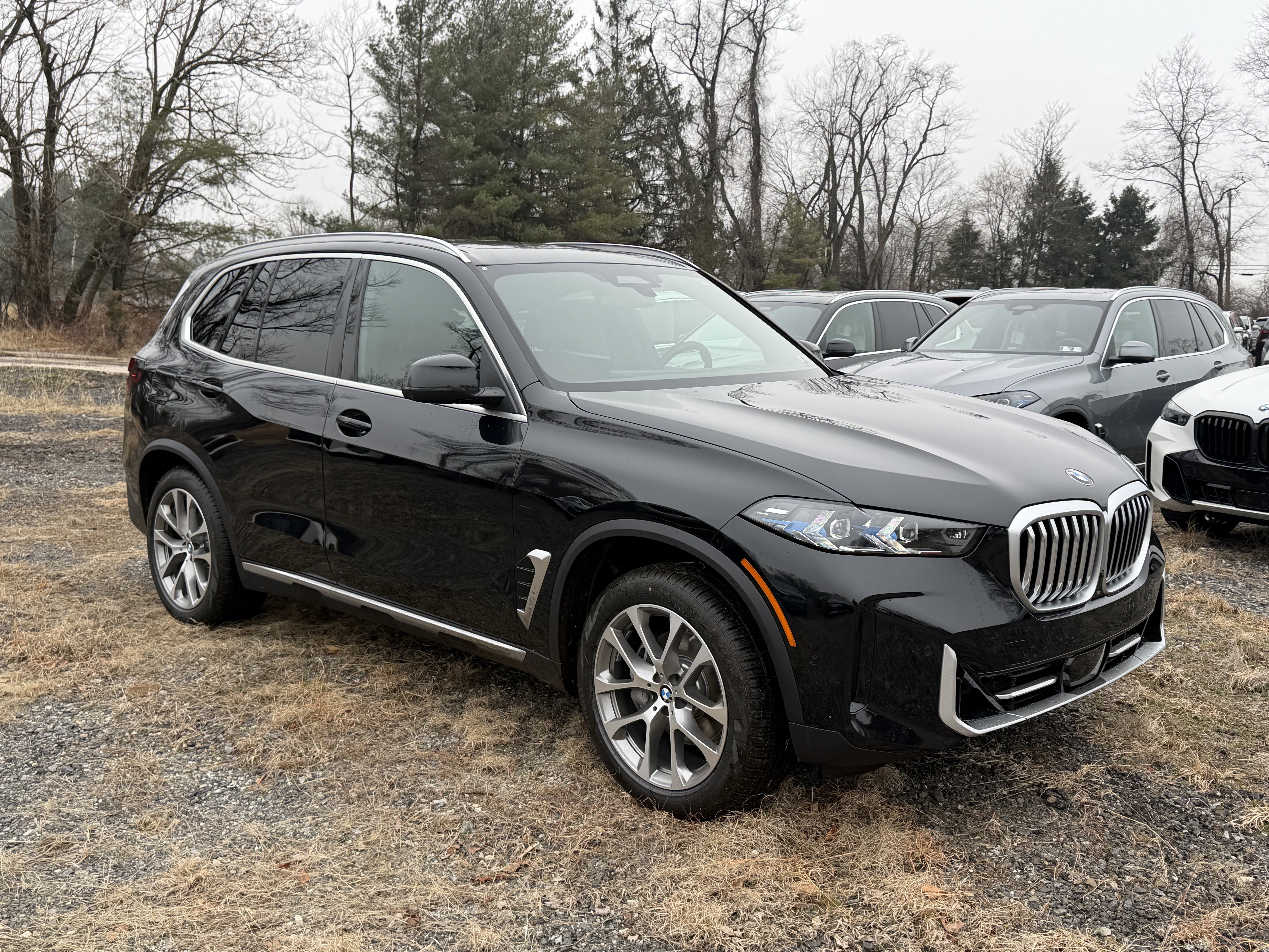 Used 2026 Black Sapphire Metallic BMW xDrive40i image 3