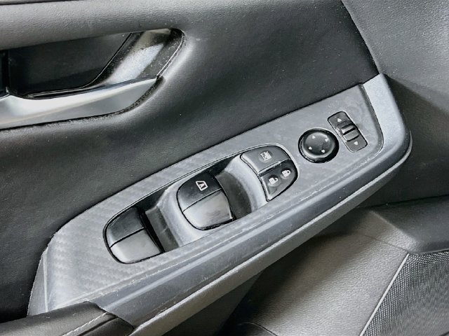 2025 Nissan Sentra SV - Photo 9