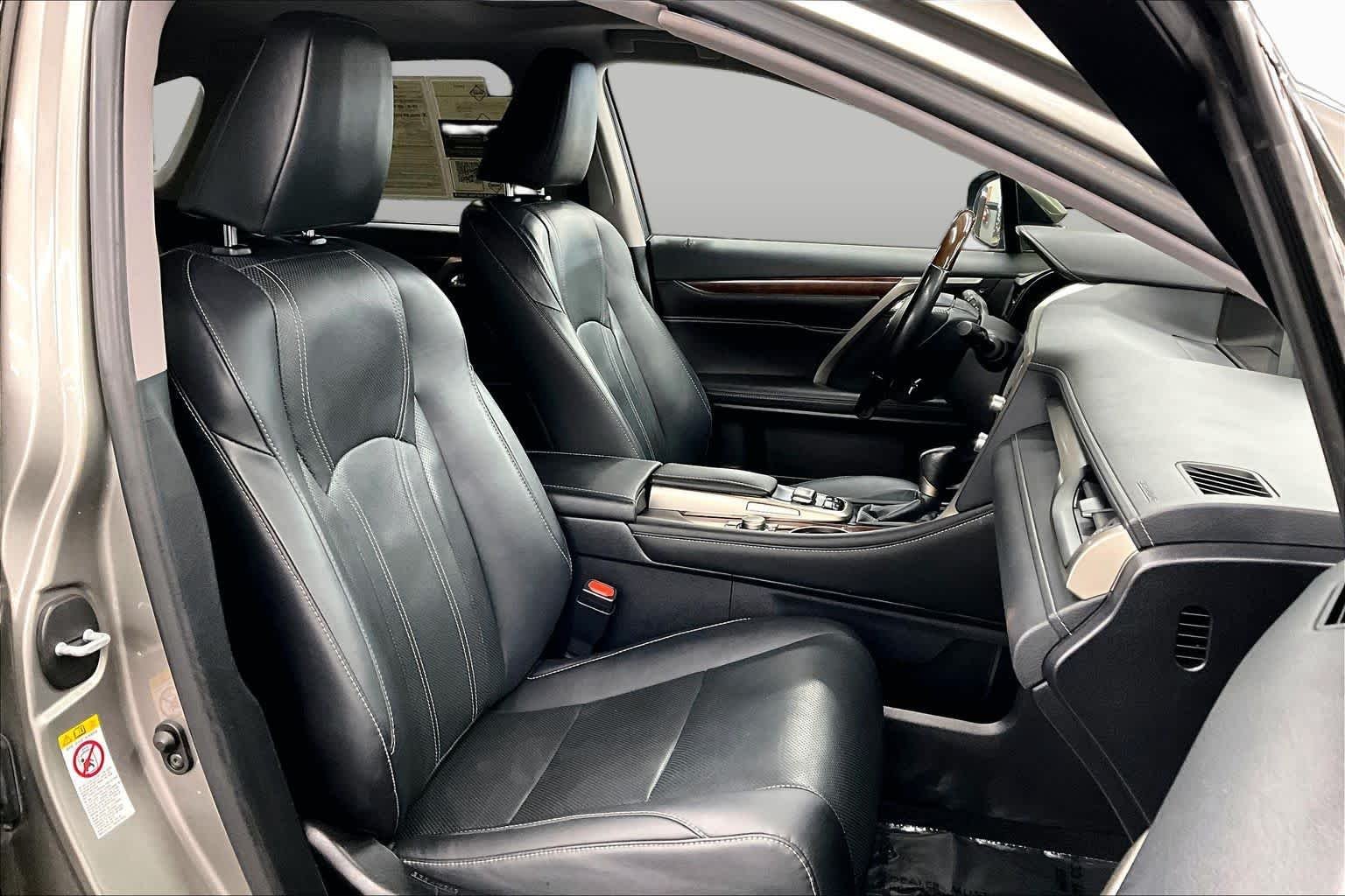 Used 2018 Atomic Silver Lexus  image 8