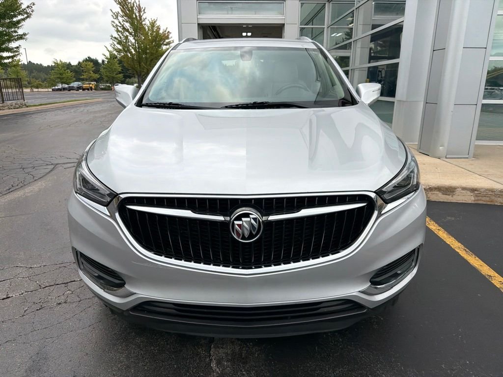 Used 2018 Quicksilver Metallic Buick Essence image 2