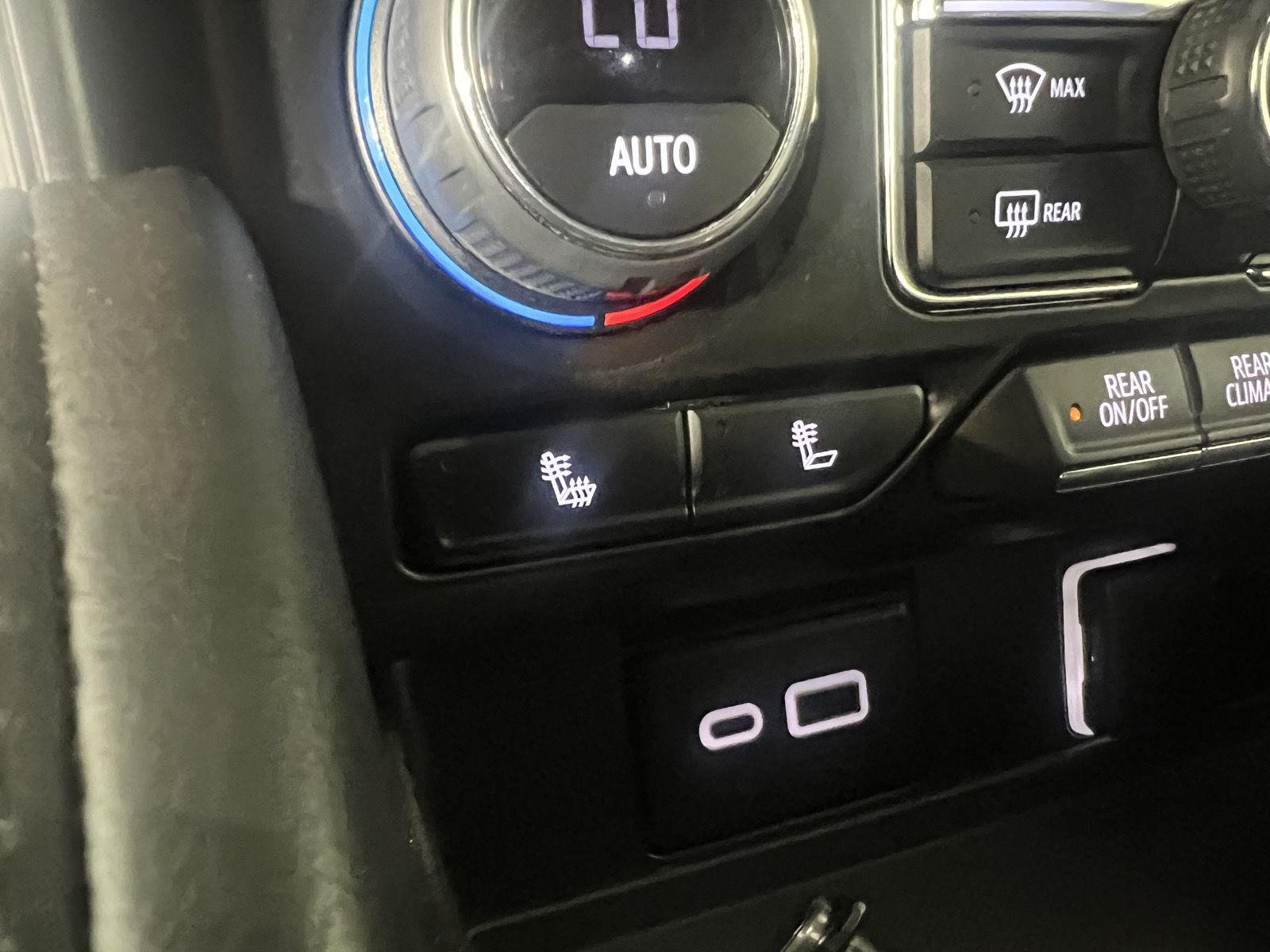 Used 2023 Black Chevrolet Z71 image 9