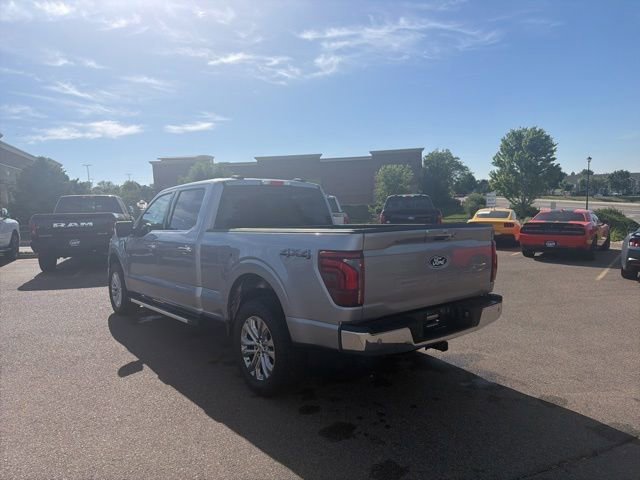 Used 2024 Silver Ford LARIAT image 3