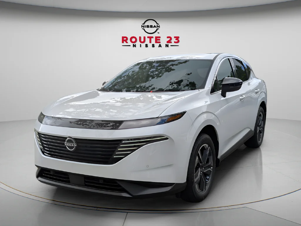 New 2026 White Nissan SL image 1