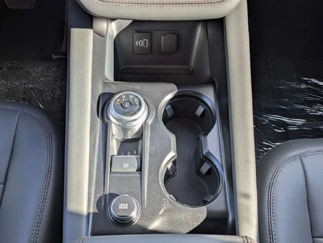 New 2026 Vapor Blue Metallic Ford Active image 19