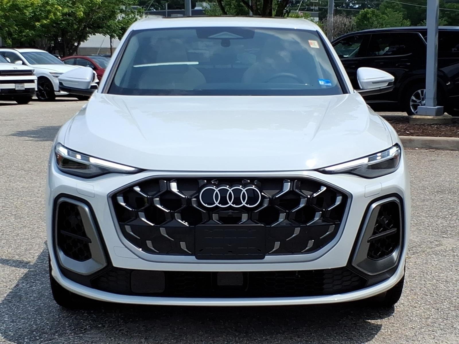 Used 2025 Daytona Gray Pearl Effect Audi S line Premium image 2