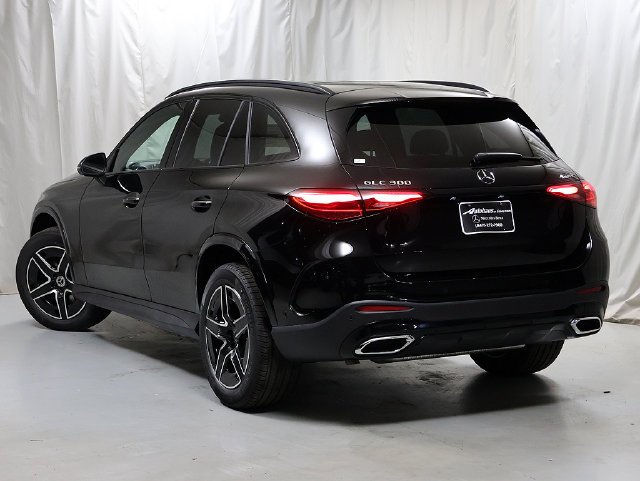 New 2027 Black Mercedes-Benz GLC 300 image 9
