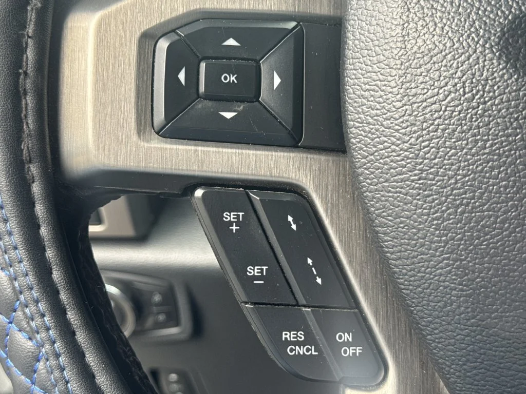 Used 2022 White Ford Platinum image 25